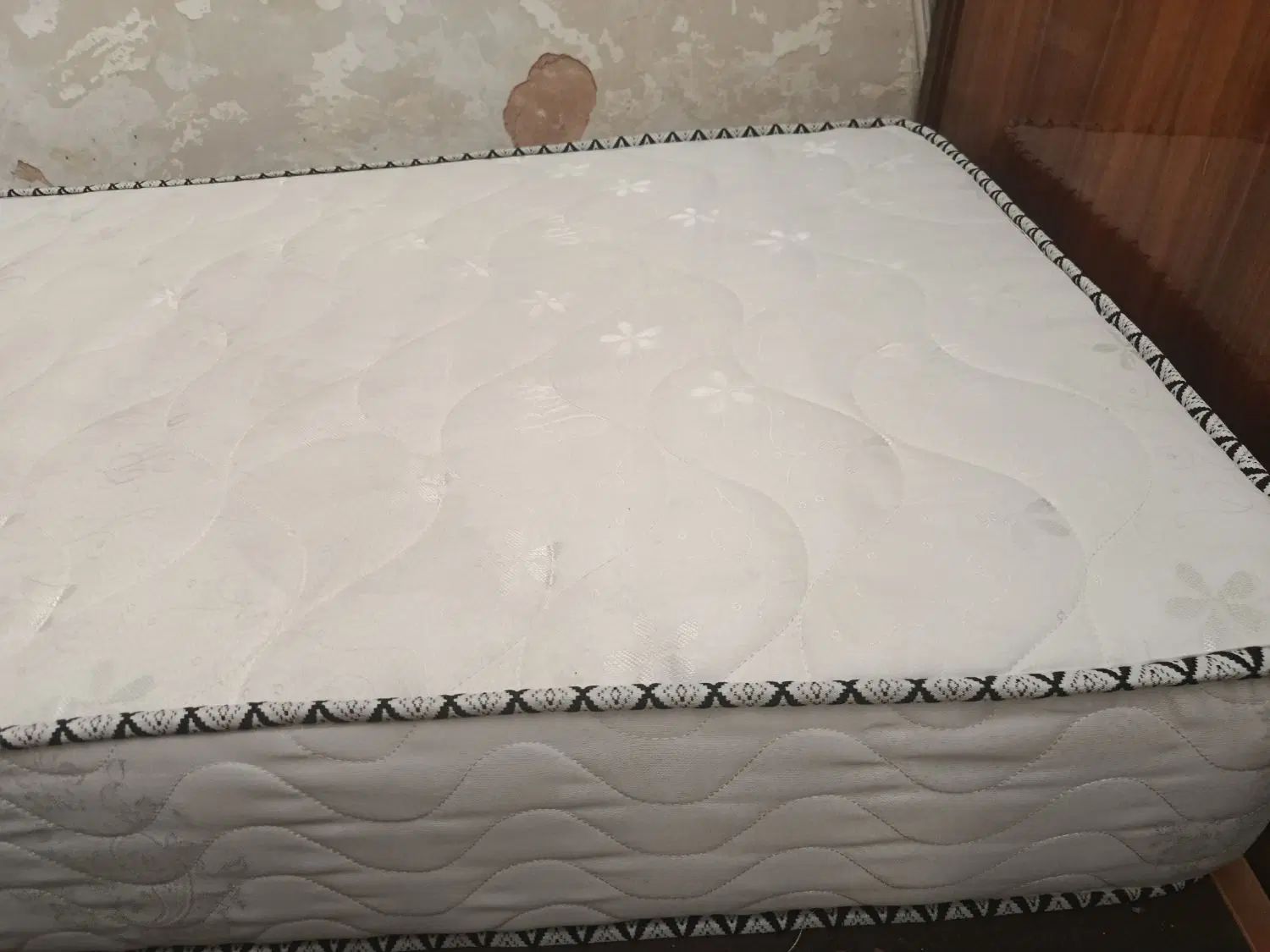 2تاتخت و تشک یکنفره|تخت و سرویس خواب|مشهد, توس (بلوار توس)|دیوار