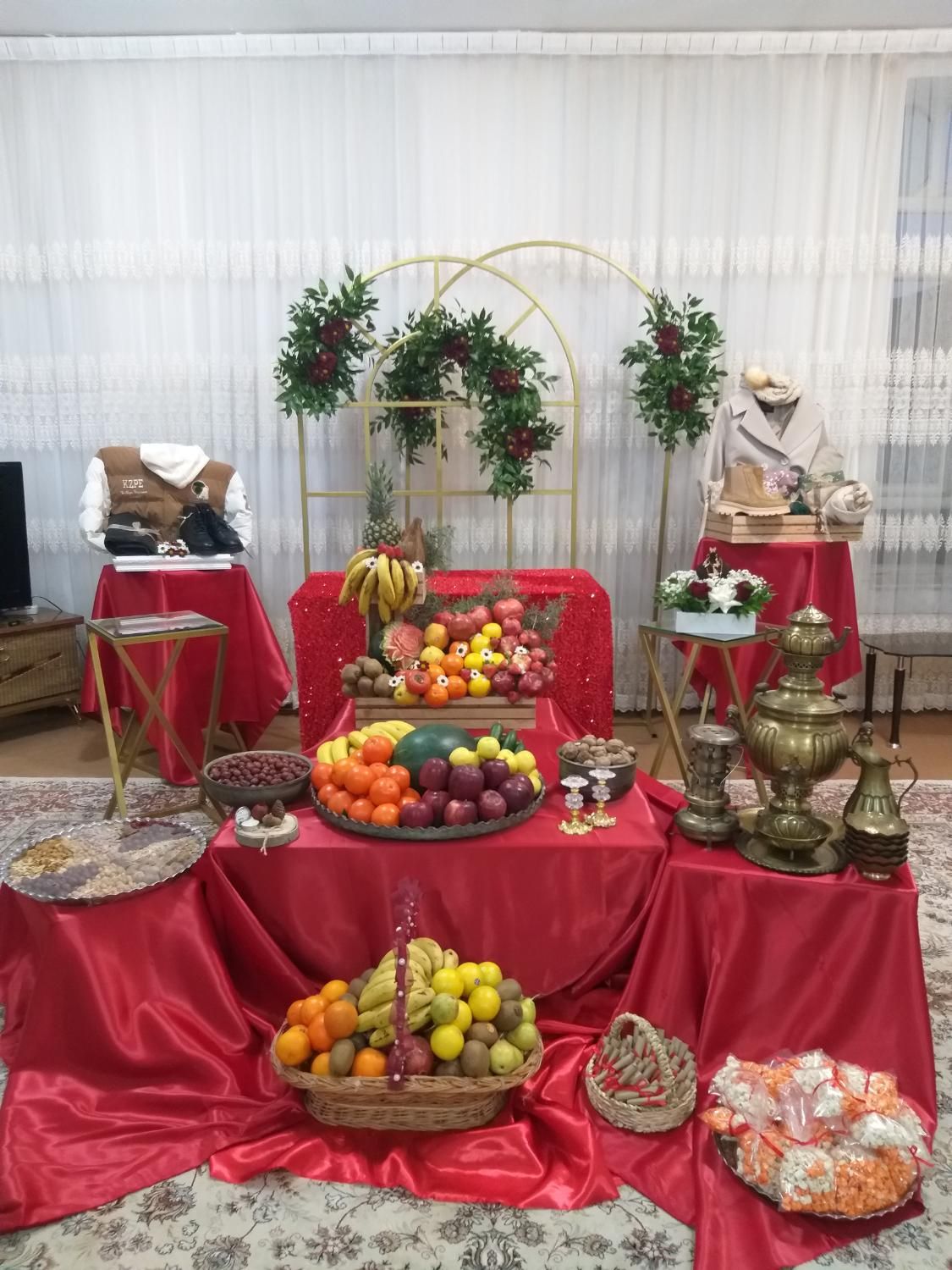 سرای بادکنک آرایی و دیزاین گل آرایی|خدمات پذیرایی، مراسم|قائن, |دیوار