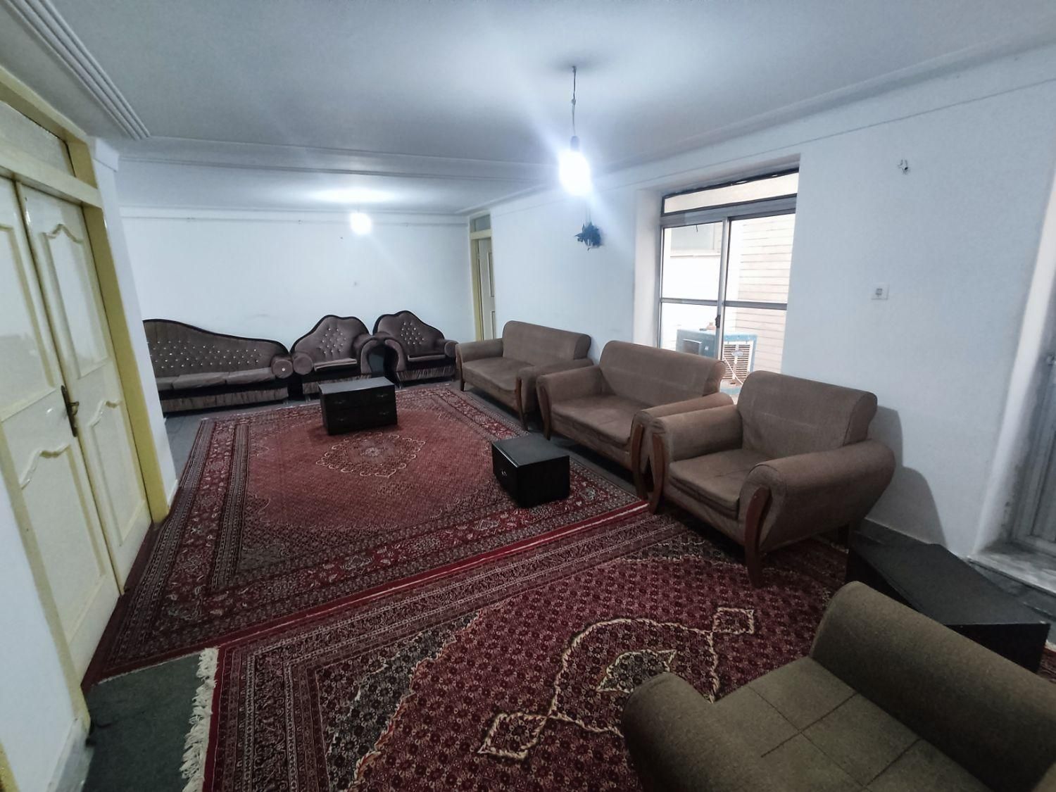 سوییت مبله خانه پارکینگ منزل سویت اسکان مرکز شهر|اجارهٔ کوتاه‌مدت آپارتمان و سوئیت|سنندج, |دیوار