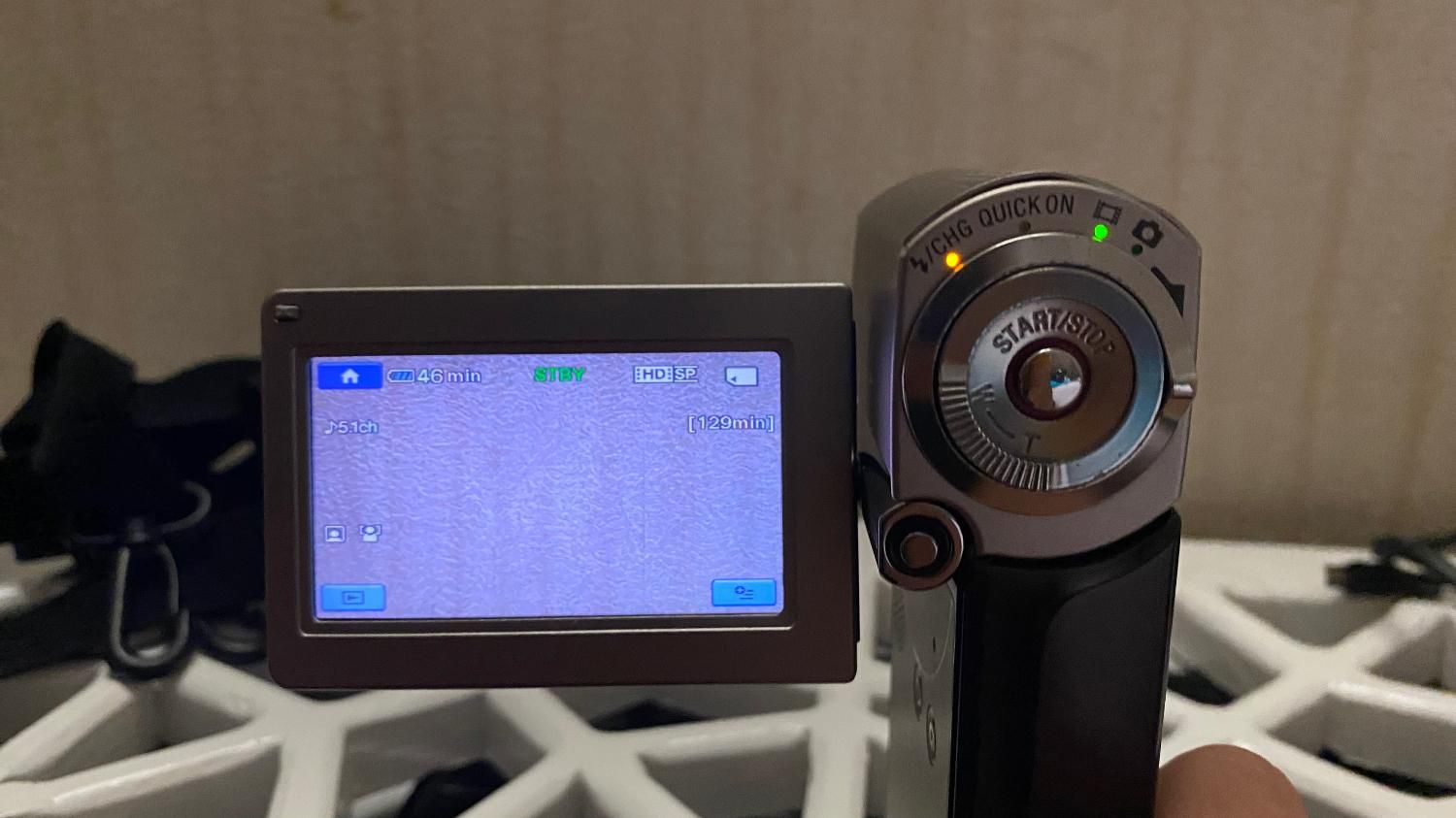 دوربین سونی HANDYCAM HDR-TG1 اصل ژاپن فروش فوری|دوربین عکاسی و فیلم‌برداری|تهران, لویزان|دیوار