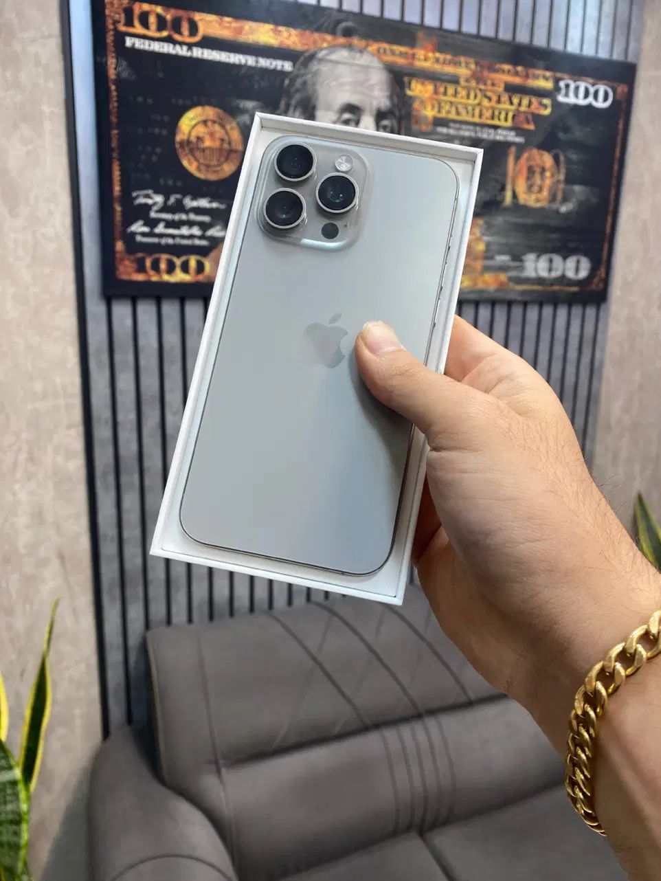 اپل iPhone 15Promax با حافظه ۲۵۶گیگابایت|موبایل|اصفهان, جلفا|دیوار