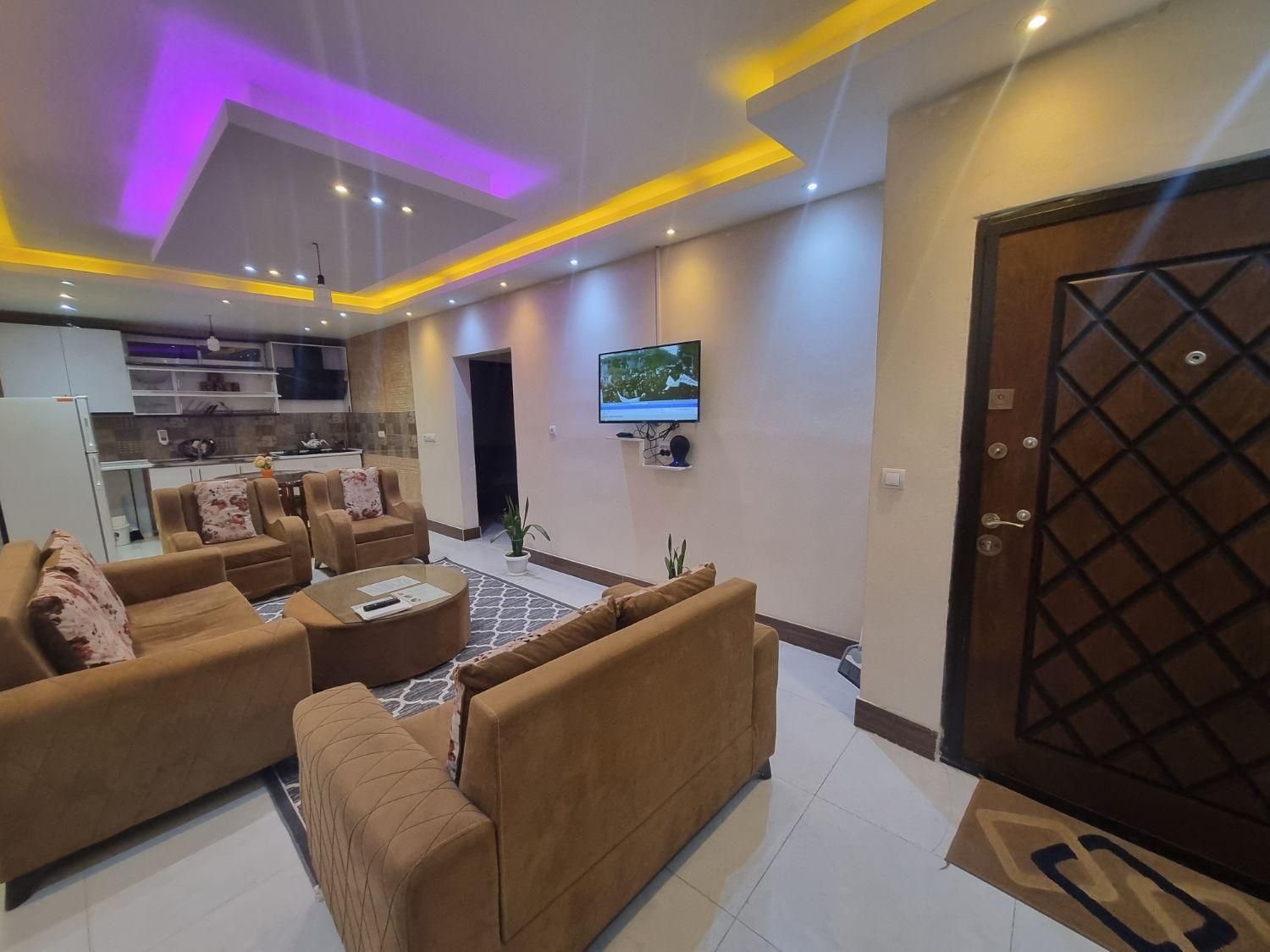 اجاره ویلا نوساز در نزدیکی ساحل|اجارهٔ کوتاه‌مدت ویلا و باغ|چالوس, |دیوار