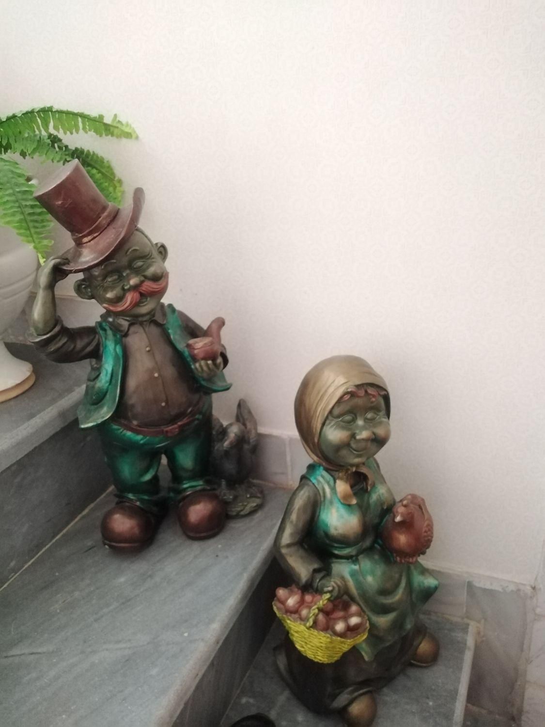 مجسمه زیبا مناسب خونه باغ واتلیه و رستورانهاو...|مجسمه، تندیس، ماکت|سمنان, |دیوار