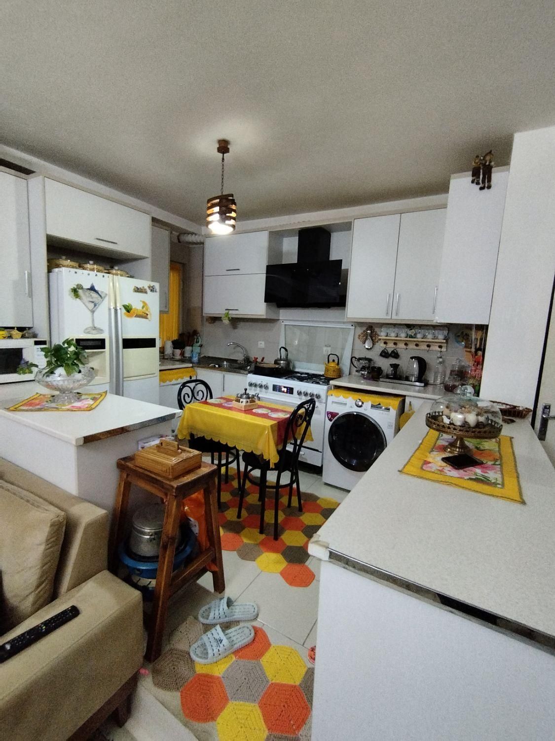 خیابان سرزمین*نماسنگ*وام تسویه*فول تمیز با پارکینگ|فروش آپارتمان|هشتگرد, شهرک آرتیمان|دیوار