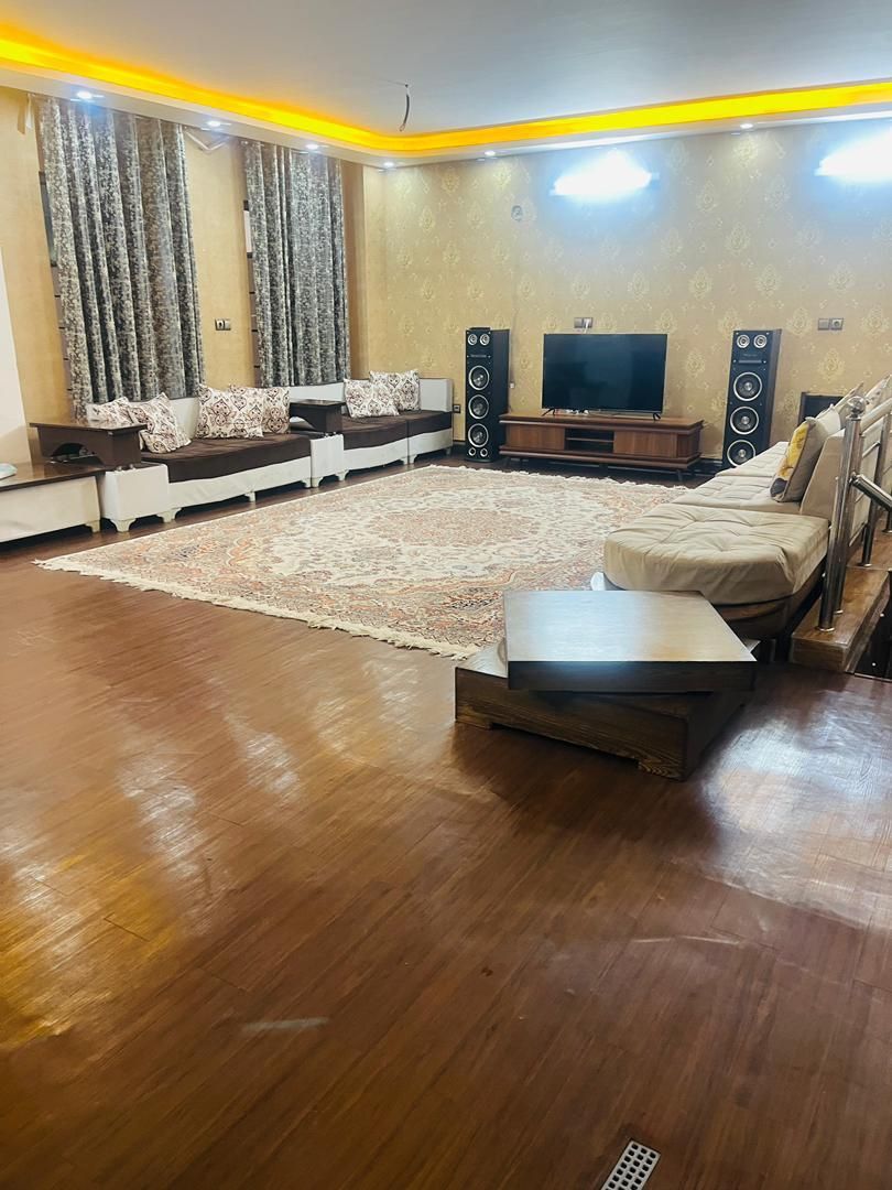 اجاره روزانه ویلا استخردار آب گرم زردنجان|اجارهٔ کوتاهمدت ویلا و باغ|مبارکه, |دیوار