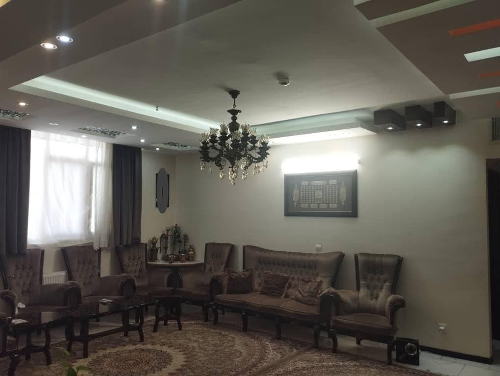 فروش آپارتمان ۱۰۷متری سندتکبرگ ۳خواب B4 لوکس|فروش آپارتمان|فولادشهر, B4|دیوار