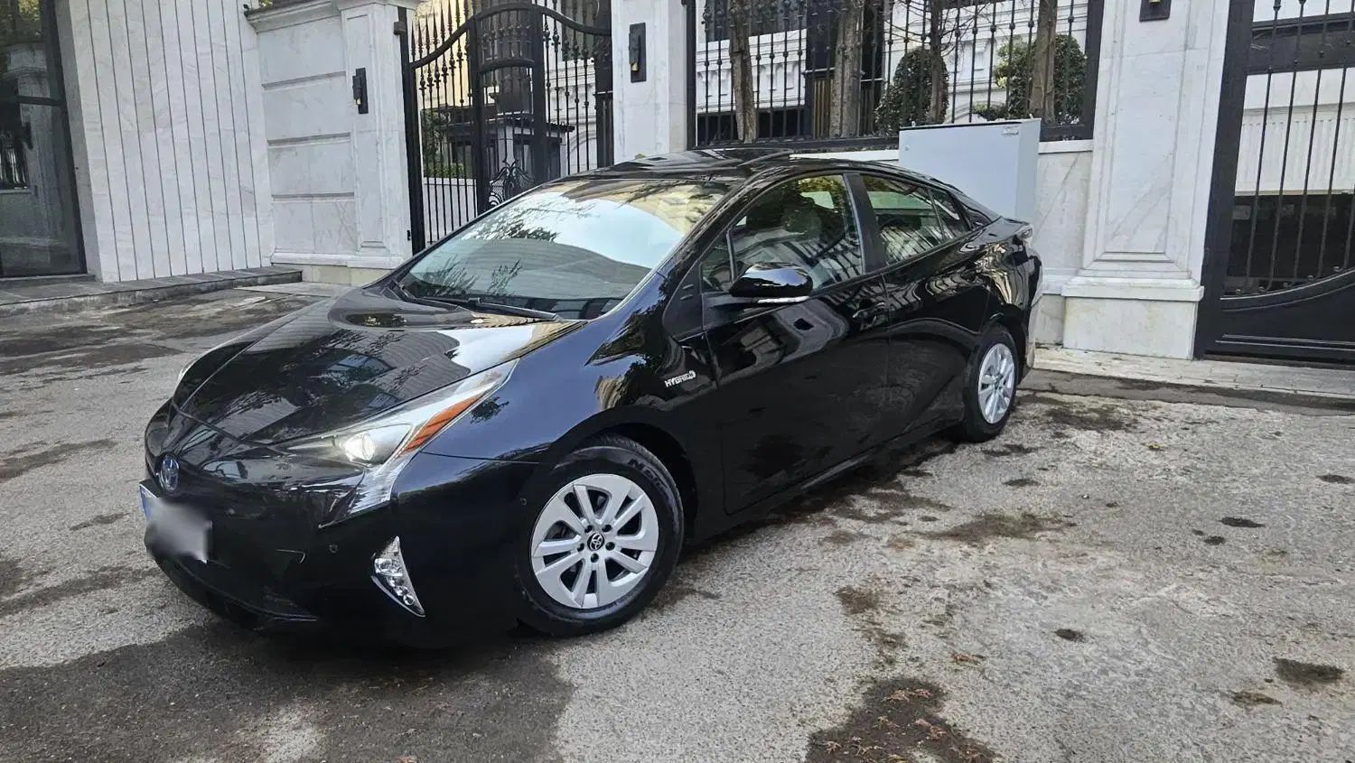 پریوس اروپایی و ایرتویایی فول ترین Prius 2017|خودرو سواری و وانت|تهران, ستارخان|دیوار