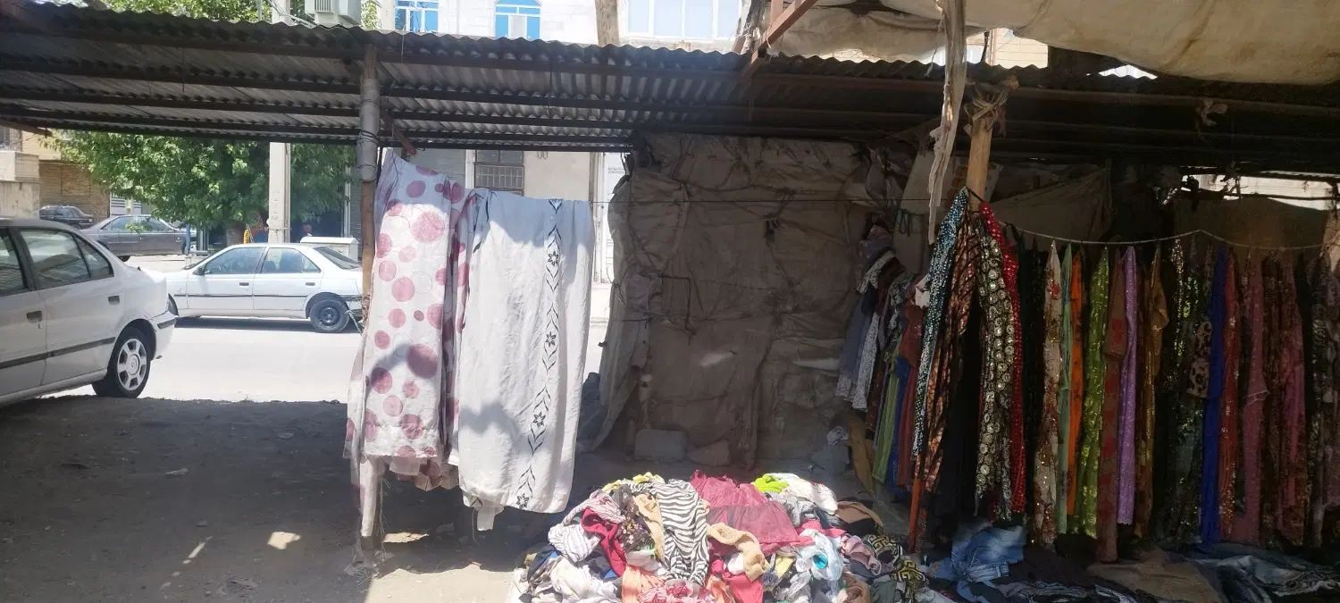 دکه در آخر بازار روز میوه فروشهای دولت آباد|فروش مغازه و غرفه|کرمانشاه, |دیوار