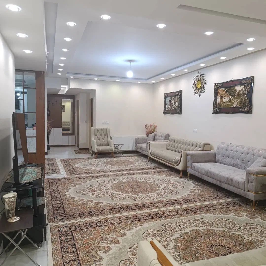 اجاره/دربستی/250متر/4خواب/خ میرداماد|اجارهٔ خانه و ویلا|اصفهان, درب کوشک|دیوار