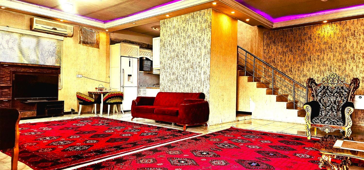 اجاره روزانه/هفتگی/ساعتی/ویلا ۱۵۰۰ متری|اجارهٔ کوتاهمدت ویلا و باغ|ورامین, ورامین|دیوار