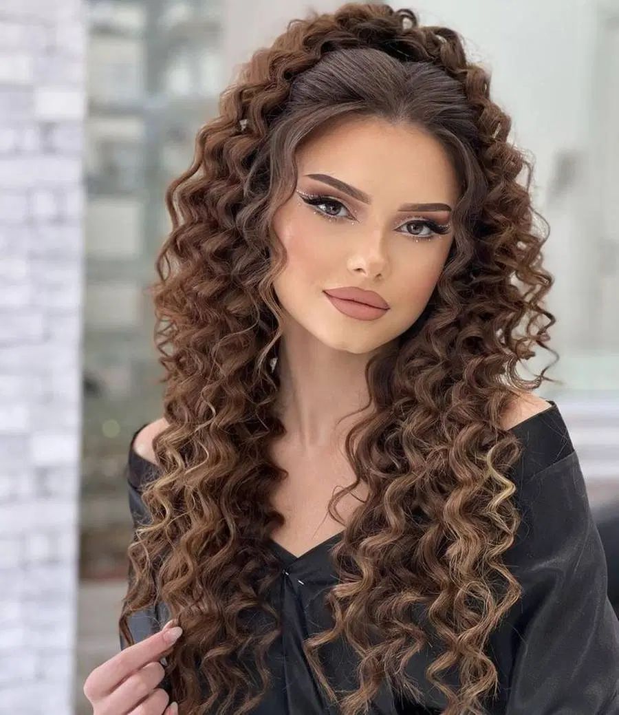 میکاپ وشنیون|آرایشگاه و سالن‌های زیبایی|کرج, فاز ۳ گوهردشت|دیوار