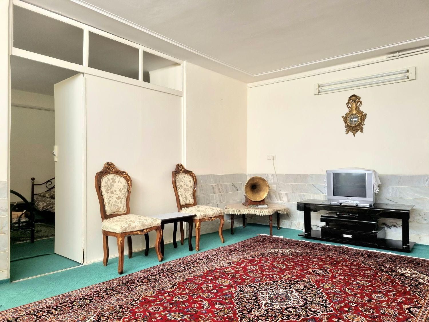 اجاره سوییت ۷۵متری ،داخل شهر بلوار مادر|اجارهٔ کوتاه‌مدت آپارتمان و سوئیت|گلپایگان, |دیوار