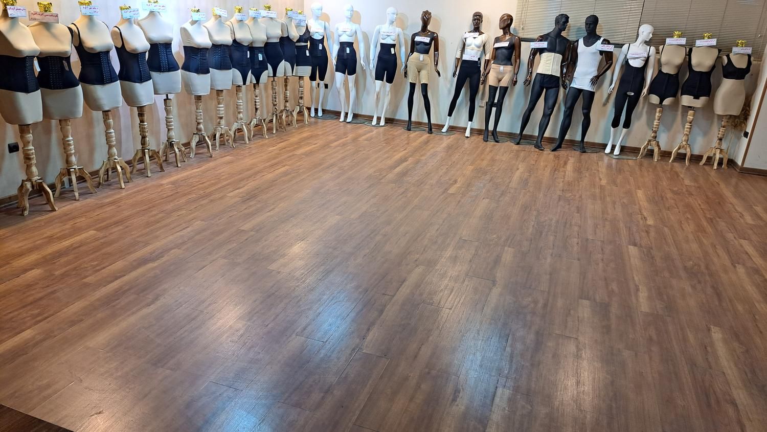 گن لاغری ساعت شنی و شکم بند|لباس|شیراز, سینما سعدی|دیوار