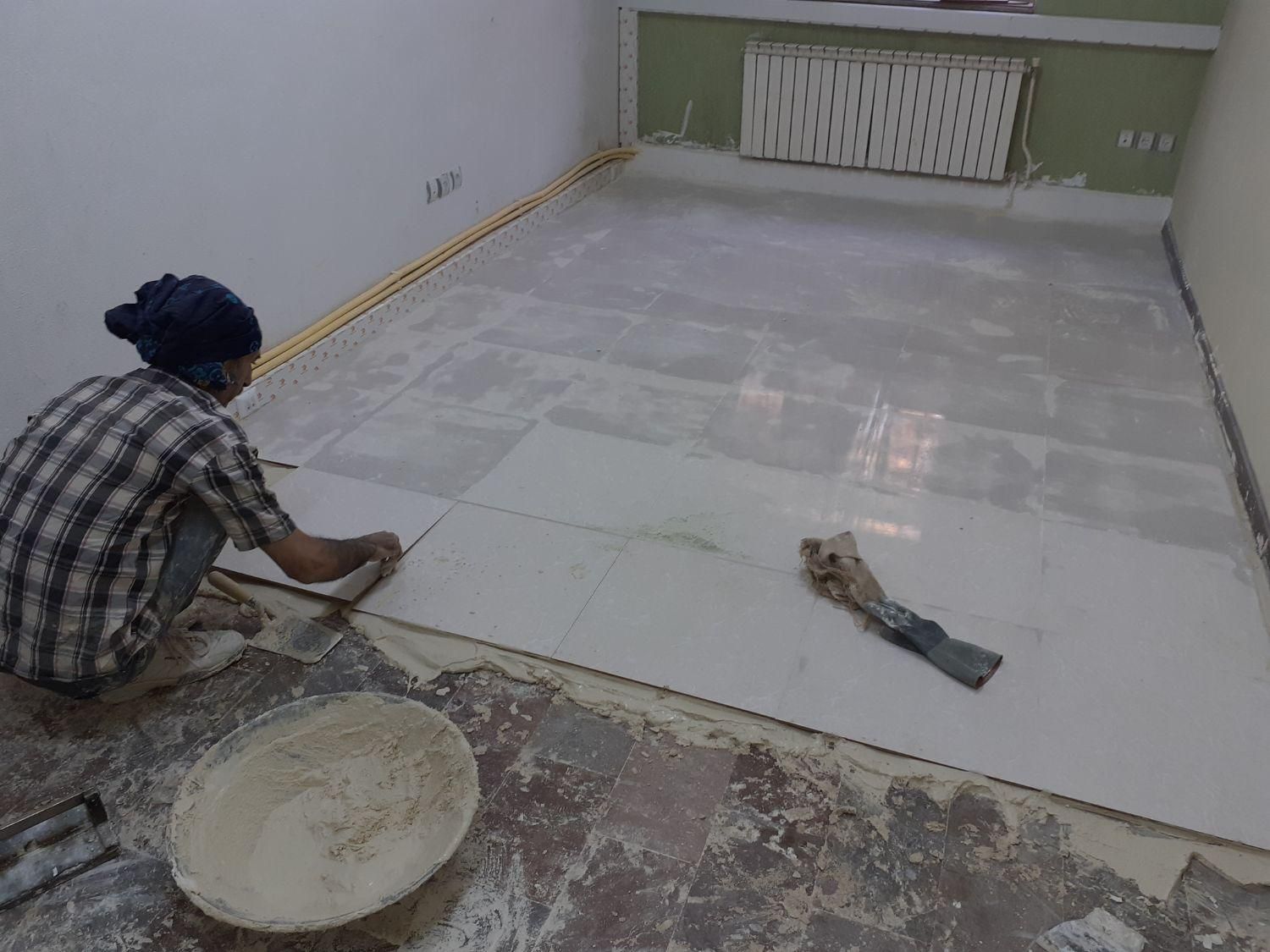 کاشیکار و کاشی کاری و سرامیک کاری و سنگ کاری|خدمات پیشه و مهارت|تهران, میدان ولیعصر|دیوار