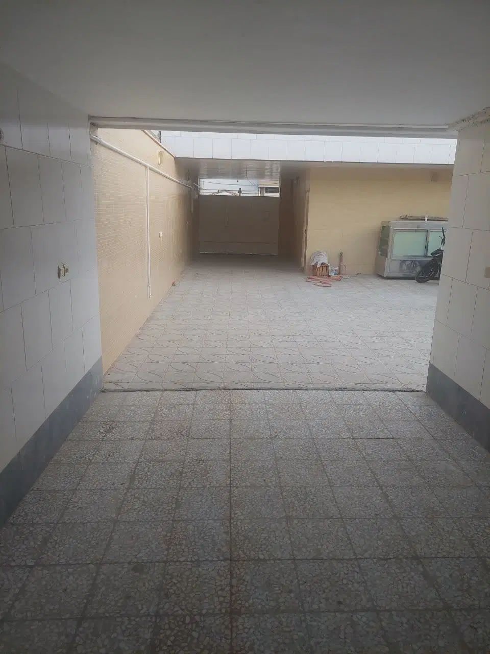 خانه ۳۰۰ متری دربست|اجارهٔ خانه و ویلا|اصفهان, سرشبادران|دیوار