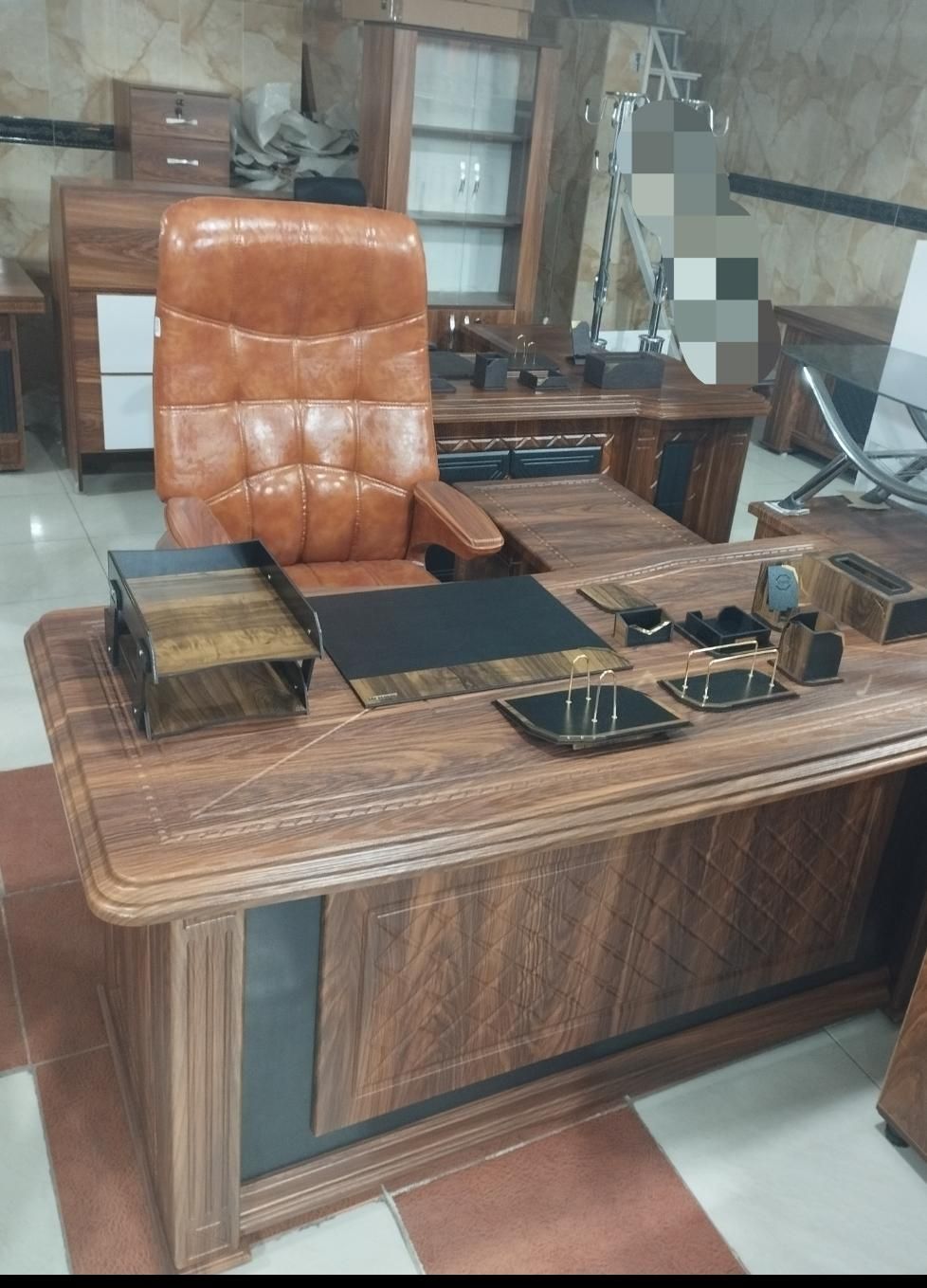 میز.صندلی.گردون.مدیریت.اداری|مبلمان اداری|مشگین شهر, |دیوار