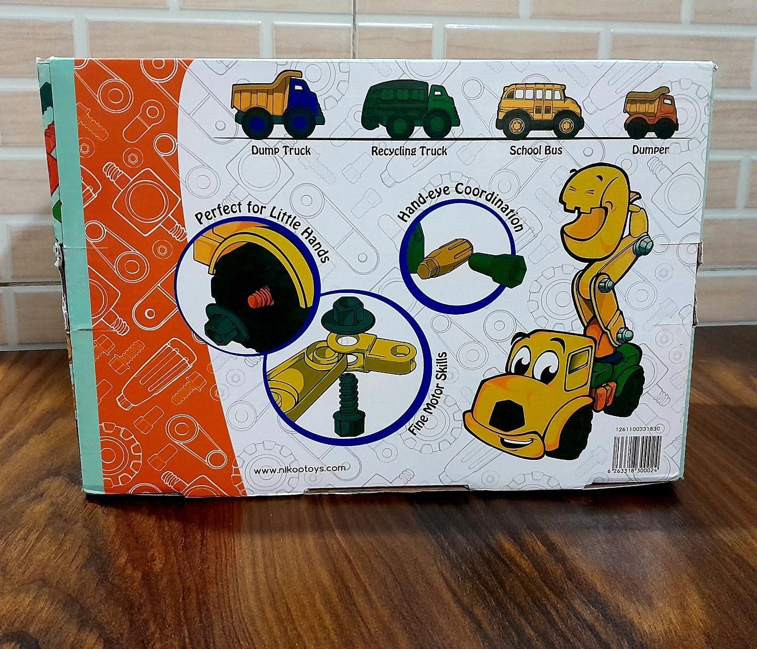 جرثقیل سازوباز Nikoo toys کاملا نو|اسباب‌بازی بچه|اراک, |دیوار