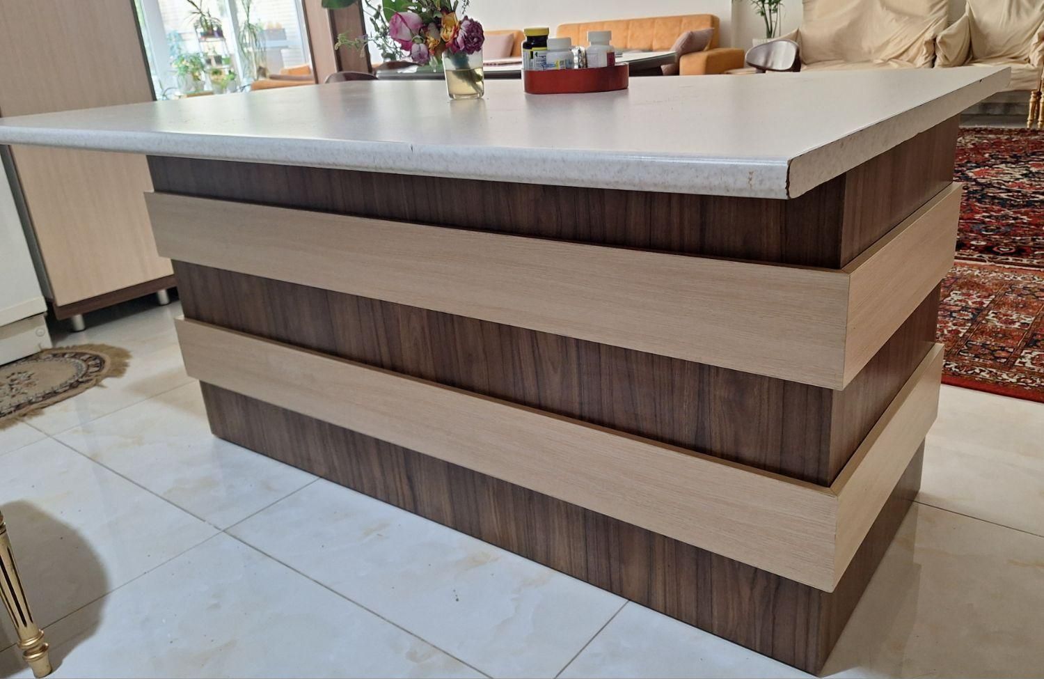 جزیره یابوفه چرخ دار یا اپن اشپزخانه|بوفه، ویترین، کنسول|اصفهان, باغ دریاچه|دیوار