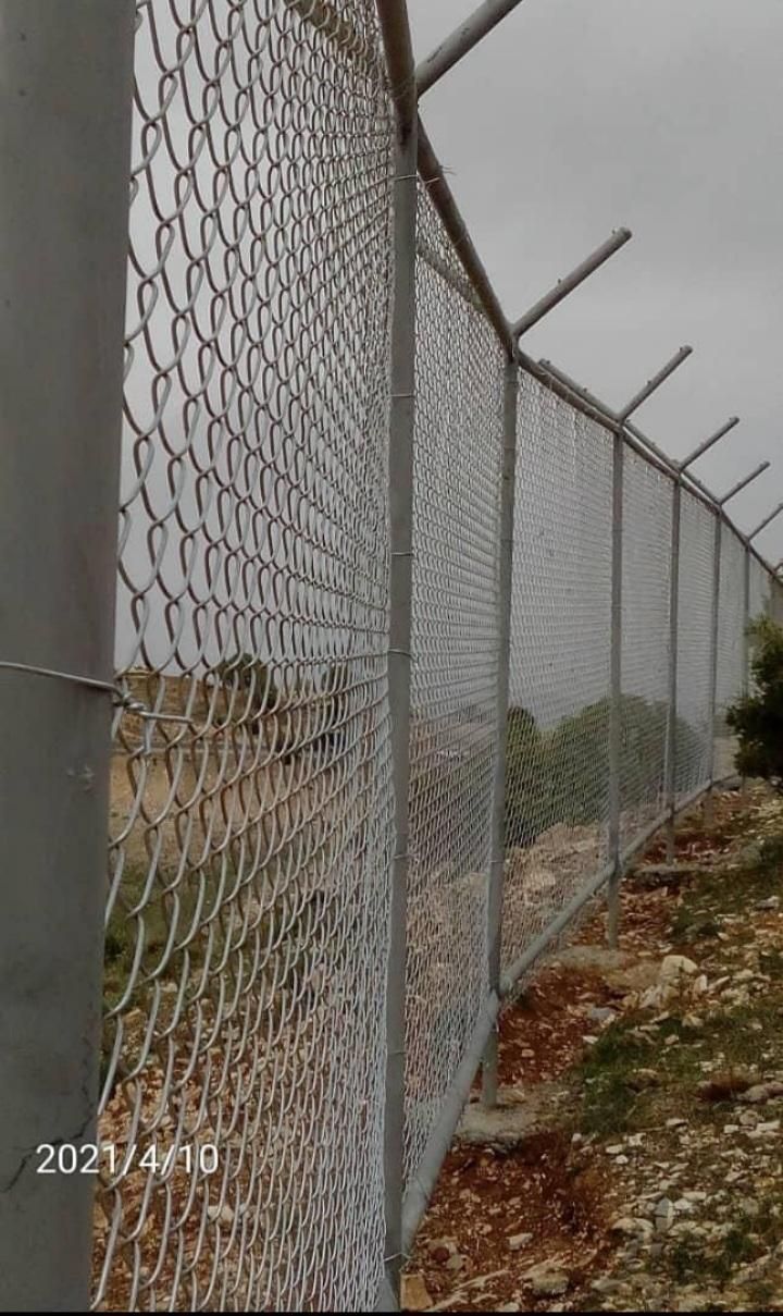 فنس کشی و نصب سیم خاردار|خدمات پیشه و مهارت|ایلام, |دیوار