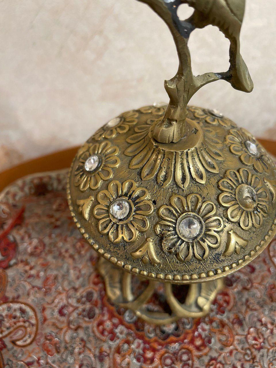 قندان برنجی|کلکسیون اشیاء عتیقه|تهران, فلسطین (میدان انقلاب)|دیوار