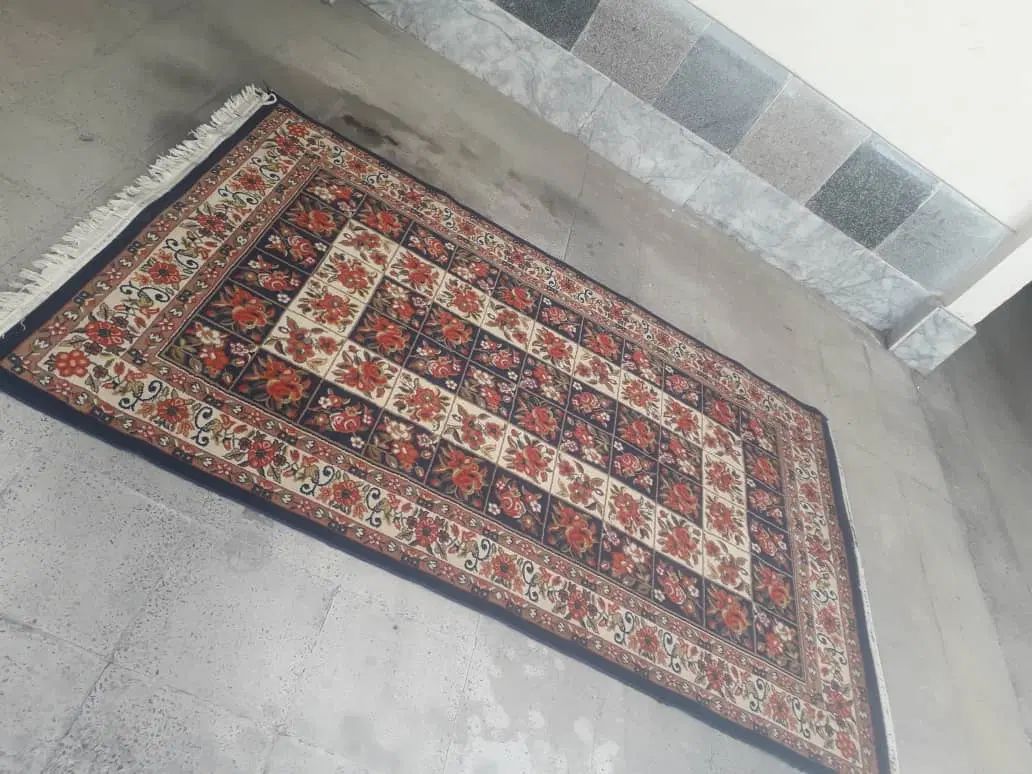 دوعدد فرش ۴متری سالم بدون سوختگی و. پارگی|فرش|اندیشه, اندیشه فاز ۱|دیوار