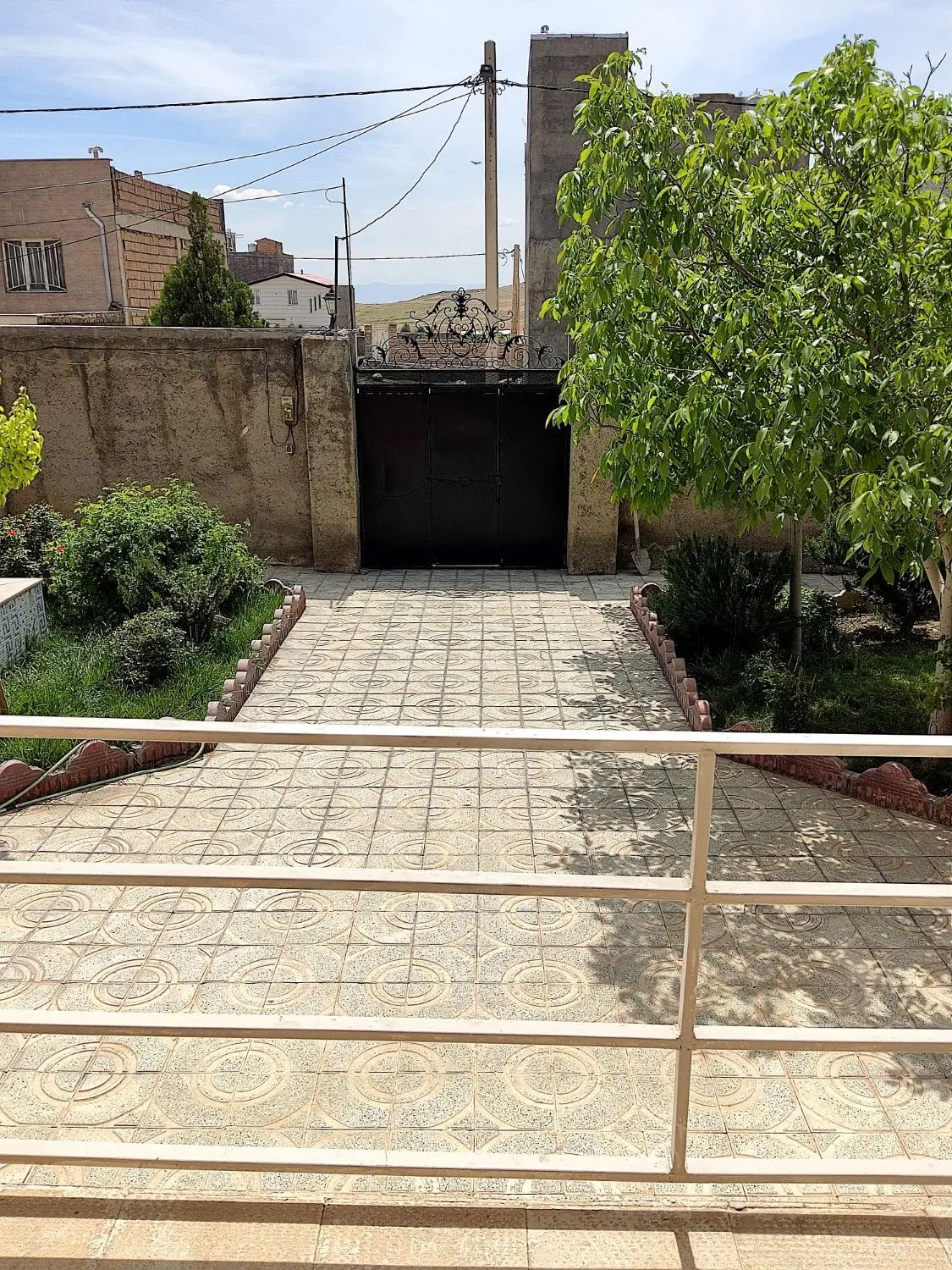 400 متر منزل ویلایی دوبلکس هشتگرد شهرک هیو|فروش خانه و ویلا|کرج, فاز ۳ گوهردشت|دیوار