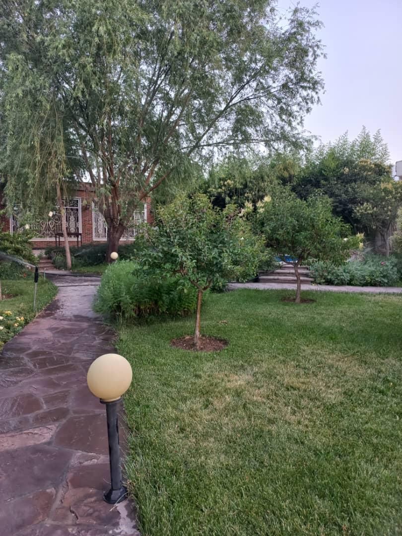 اجاره مغازه ۴۰ متری در اصلی  مناسب برای دفتر|اجارهٔ مغازه و غرفه|کرج, کوی کارمندان جنوبی|دیوار