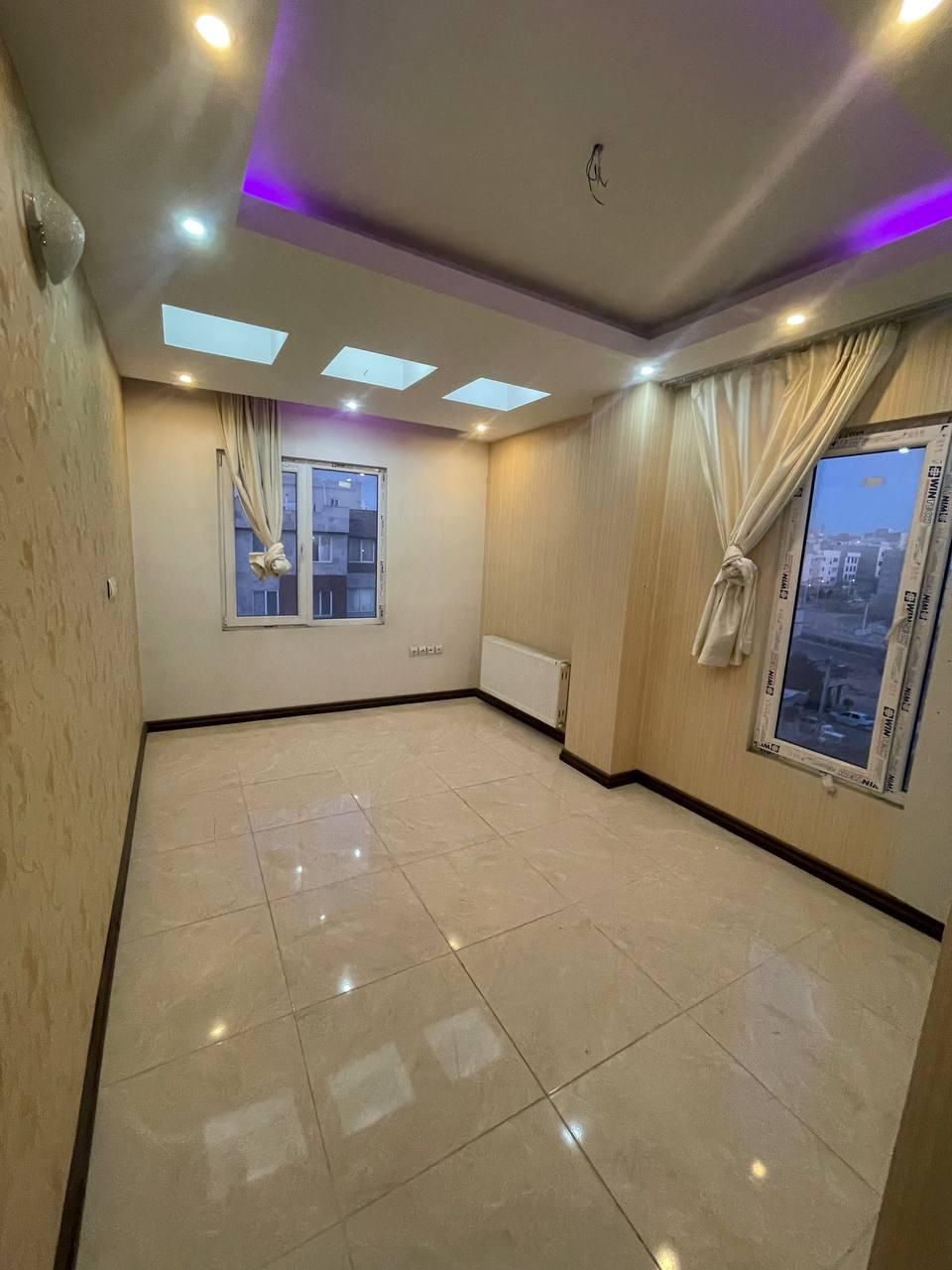 بر امیرکبیر /آپارتمان۳کله ۱۶۵ متری ۳ خواب / پونک|فروش آپارتمان|قزوین, |دیوار