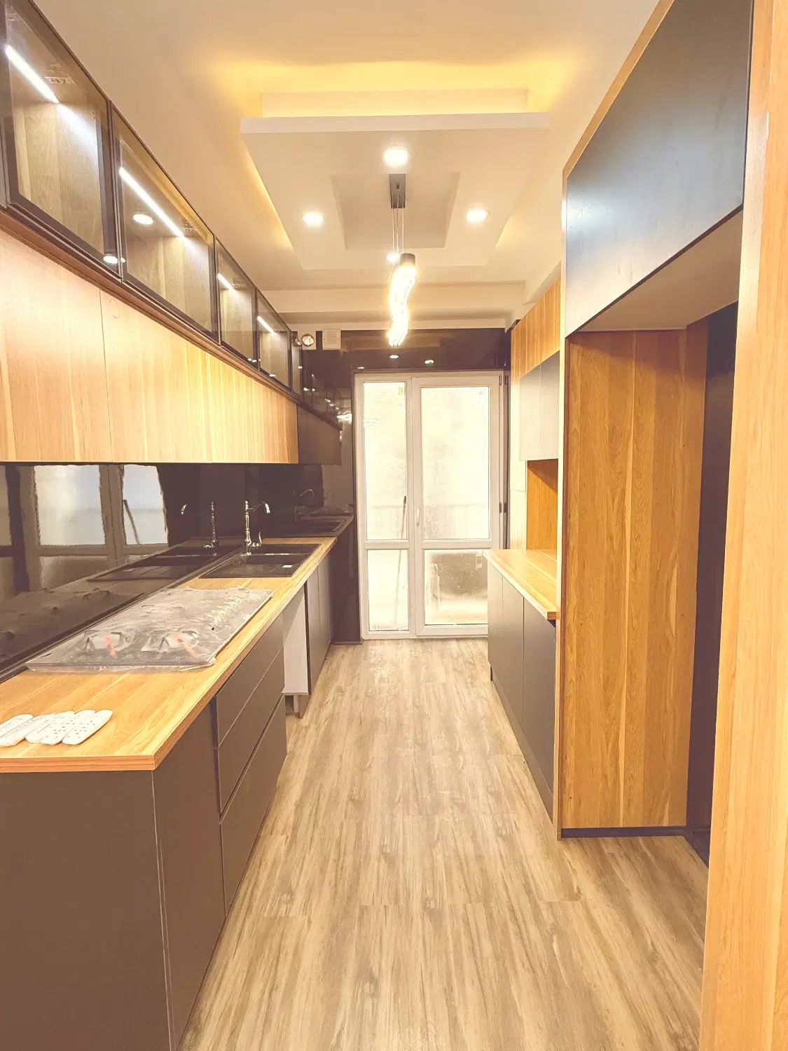 اپارتمان۵۰متر/طراحی مدرن/نمارومی/پارکینگE|فروش آپارتمان|قدس, شهرک فرزان|دیوار