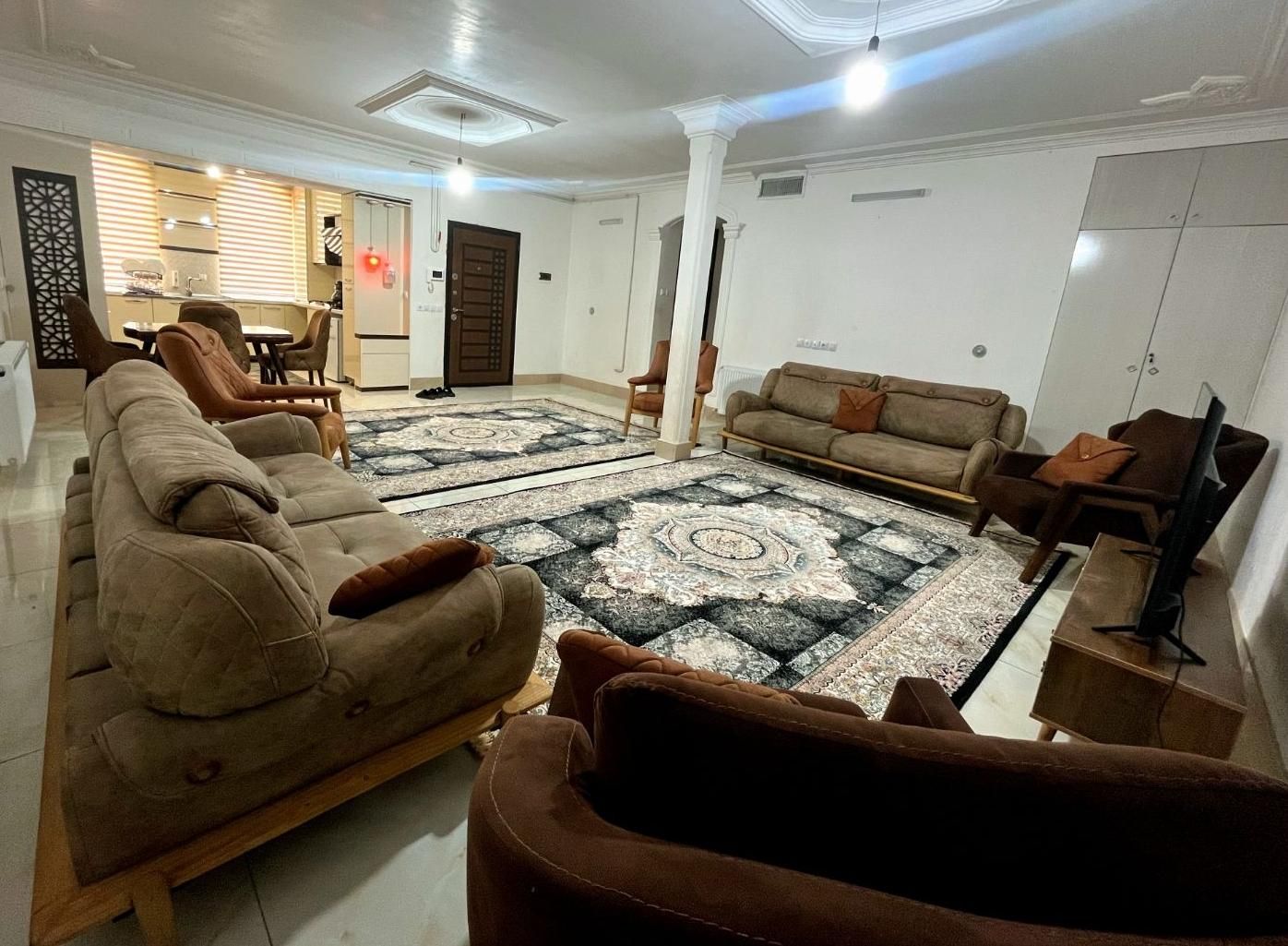 واحد دربستی لوکس پارکینگ دار سویت/ویلا پاسخگو۲۴|اجارهٔ کوتاه‌مدت آپارتمان و سوئیت|همدان, |دیوار