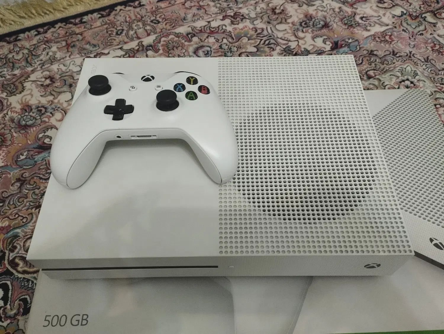 Xbox one s|کنسول، بازی ویدئویی و آنلاین|تهران, قاسم‌آباد|دیوار
