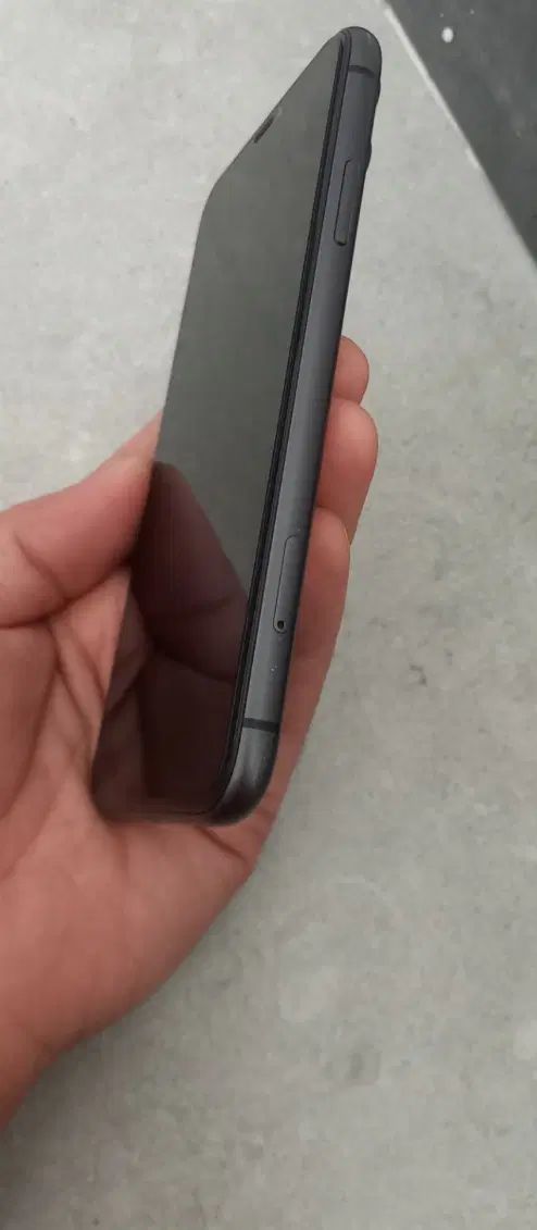 Iphone 11آیفون ۱۱ نرمال|موبایل|مشهد, سناباد|دیوار
