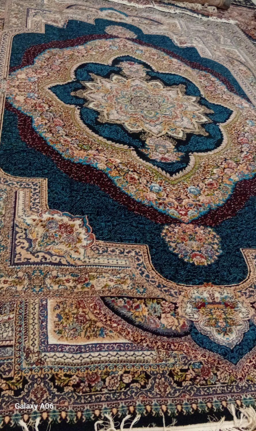 دوتا فرش دوازده متری جفت جنس سنگین نخ نخ|فرش|شوشتر, |دیوار