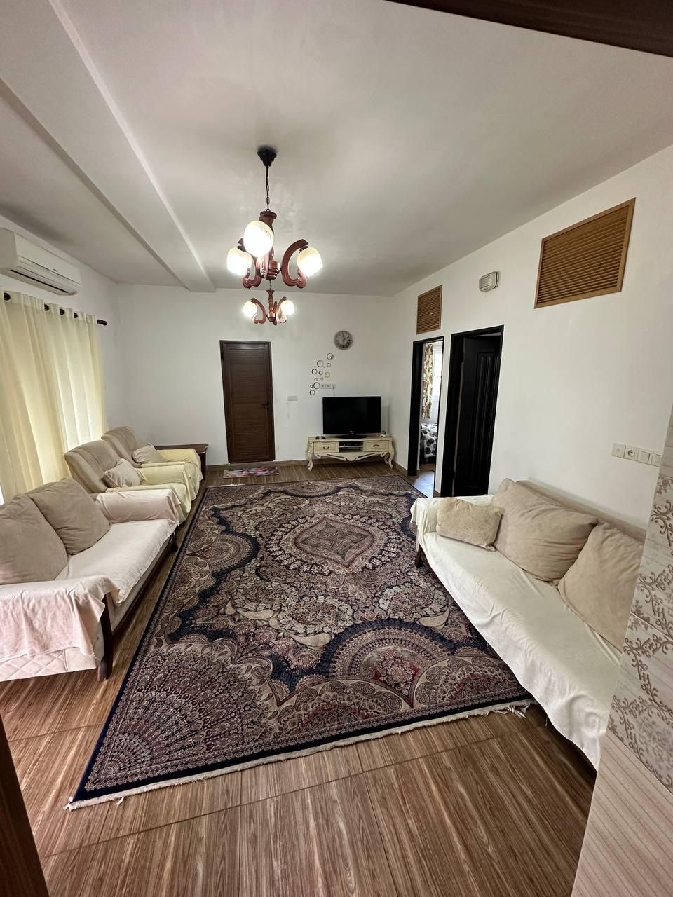 اجاره ویلا استخردار ابگرم سفیدتمشک|اجارهٔ کوتاهمدت آپارتمان و سوئیت|رامسر, |دیوار