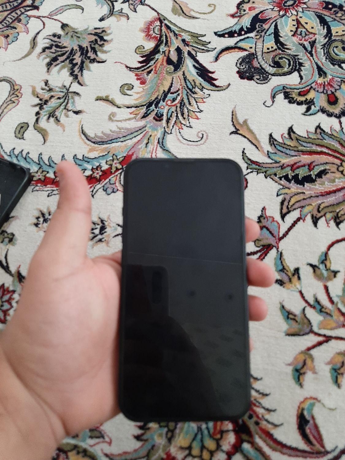 اپل iPhone 13 با حافظهٔ ۱۲۸ گیگابایت|موبایل|یزد, |دیوار