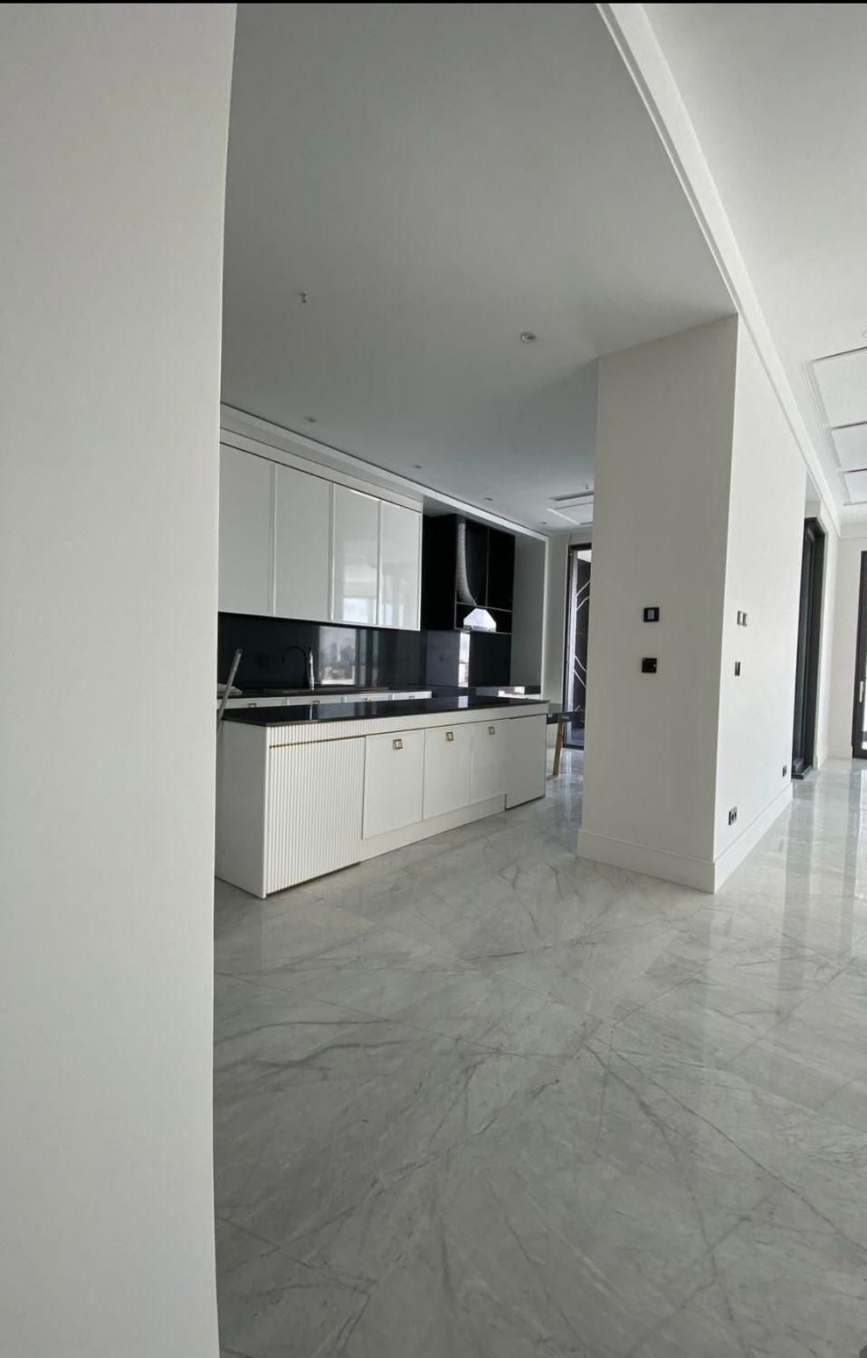 124متر نیاوران * ویو ابدی * مدرن