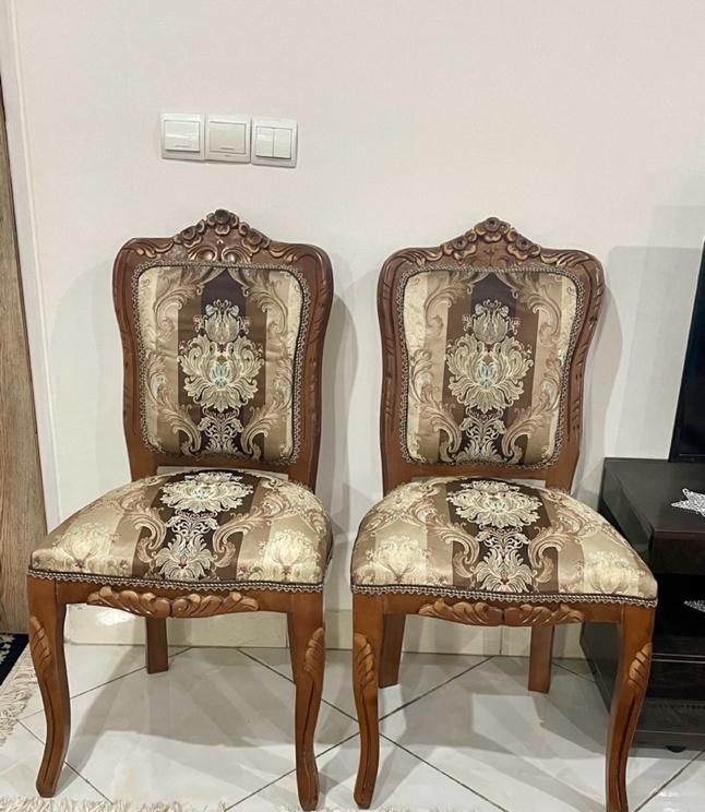 مبلمان ۹ نفره و میز ناهار خوری ۶ نفره سالم و‌ تمیز|مبلمان خانگی و میز عسلی|تهران, نارمک جنوبی|دیوار