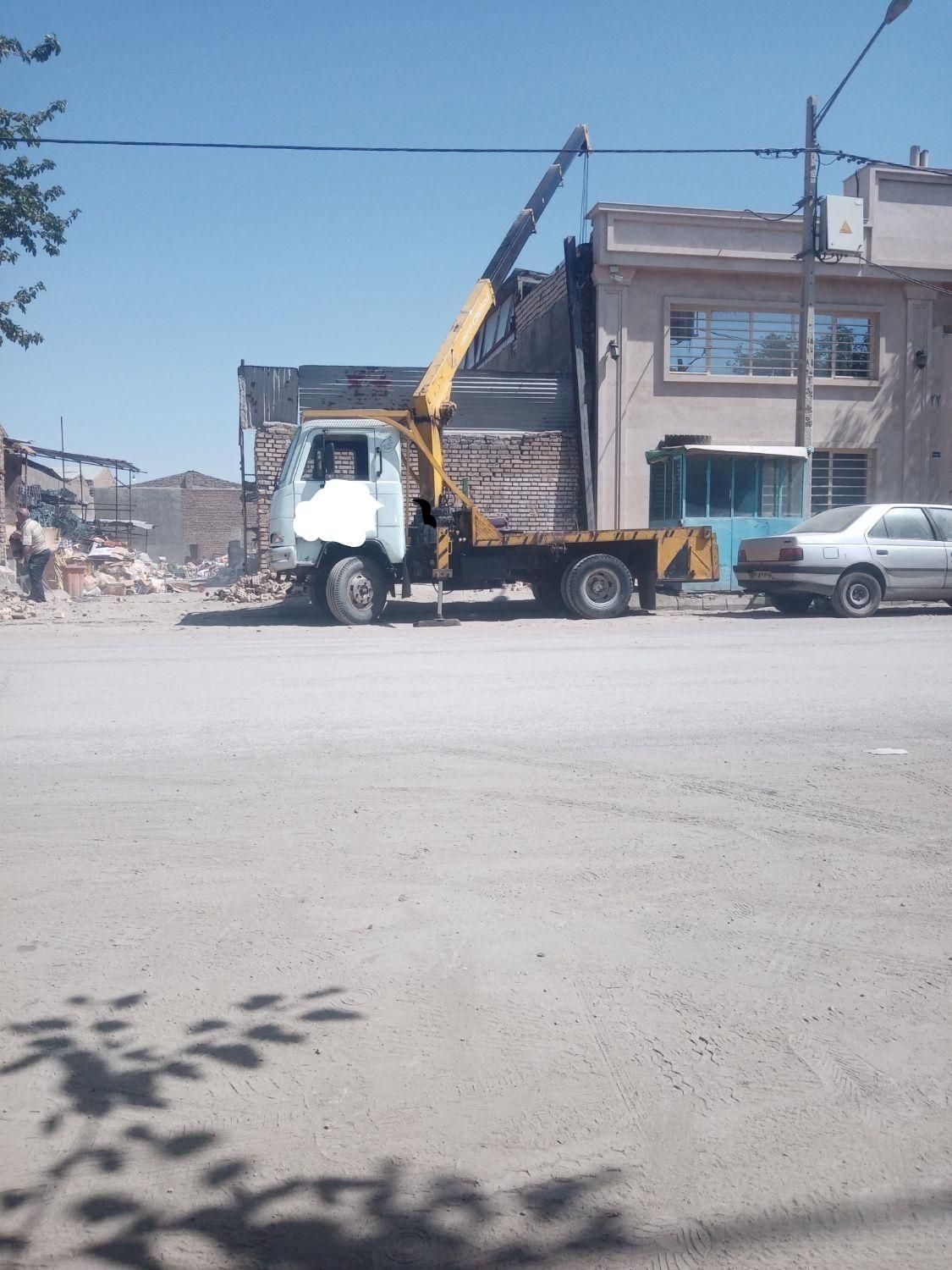 جرثقیل مینی خاور 2 تن و ارتفاع 11متروسبدبالابر|خدمات حمل و نقل|مشهد, شهرک صنعتی توس|دیوار