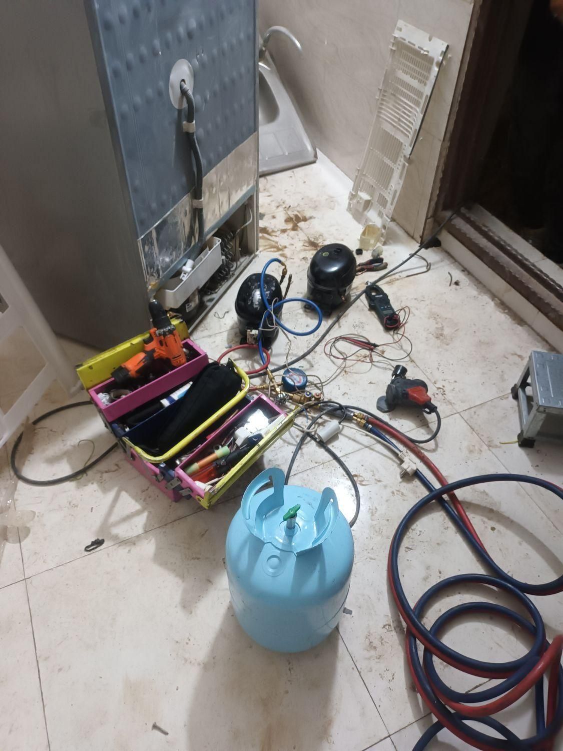 تعمیر ضمانت یخچال فریزر خانگی صنعتی گاز سرما موتور|خدمات پیشه و مهارت|یزد, |دیوار