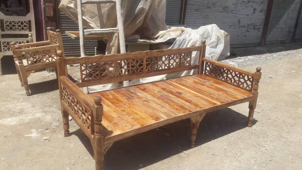 تخته سنتی دوم در یک و ۲۰ رنگ شده ترتمیز هفت پایه|مبلمان خانگی و میز عسلی|ایلام, |دیوار