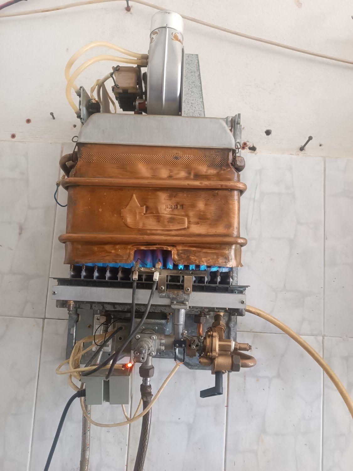 آبگرمکن دیواری بوتان مدل 3315|آبگرمکن، پکیج، شوفاژ|ورامین, ورامین|دیوار