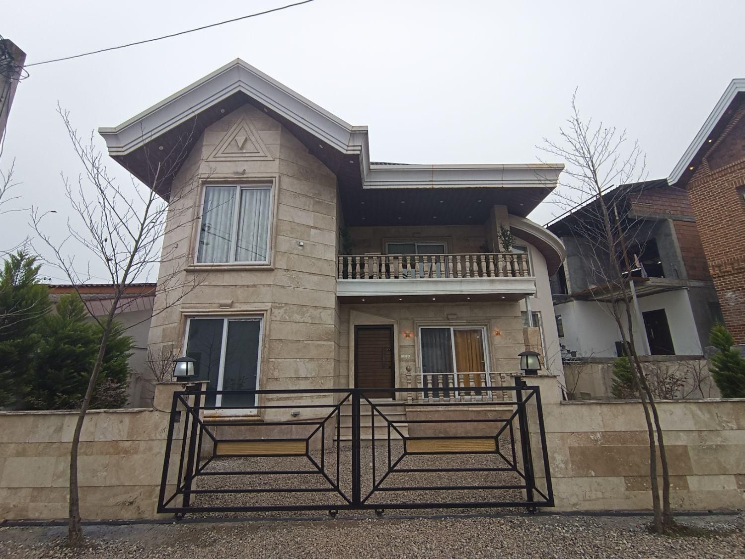 *دوبلکس۳خواب استخرداربیلیاردسیستم صوتی شیک|اجارهٔ کوتاه‌مدت ویلا و باغ|سلمان‌شهر, |دیوار