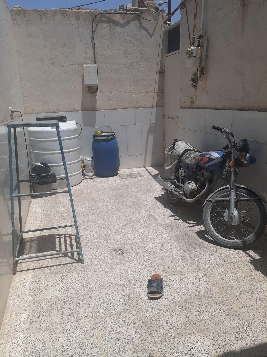 فروش خانه ویلایی ۱۱۰ متری ۱ خوابه|فروش خانه و ویلا|خمینی‌شهر, |دیوار