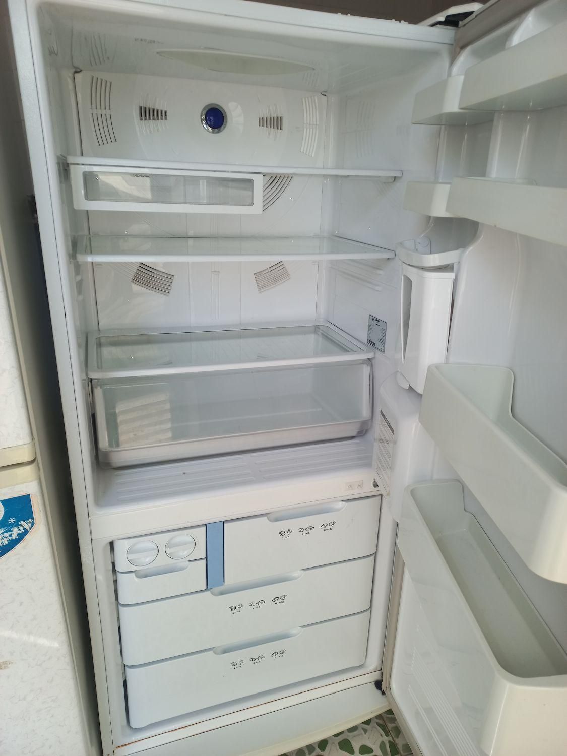 یخچال فریزر|یخچال و فریزر|لردگان, |دیوار