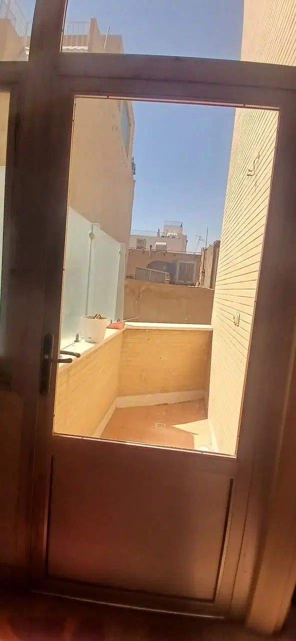 اجاره آپارتمان ۱۱۰ متری جنوبی طبقه ۱ خیابان فروغی|اجارهٔ آپارتمان|اصفهان, جامی|دیوار