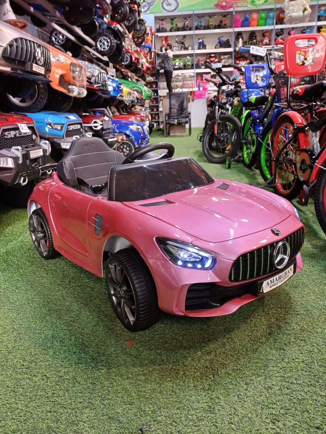 ماشین شارژیBenz چهارموتور سوییچی متالیک|اسباببازی بچه|مشهد, توس (بلوار توس)|دیوار