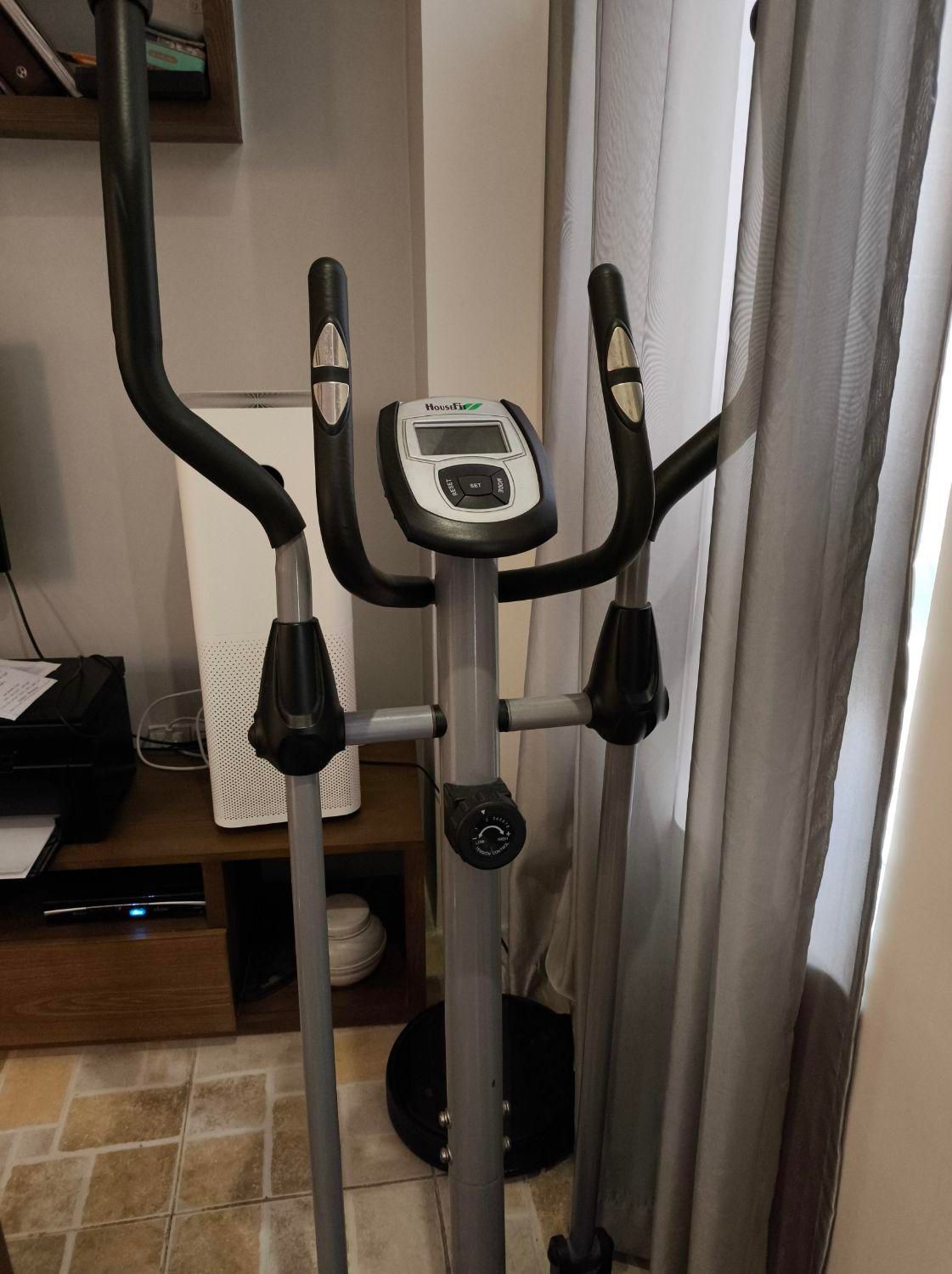 اسکی فضایی در حد نو|تجهیزات ورزشی|تهران, جمهوری|دیوار