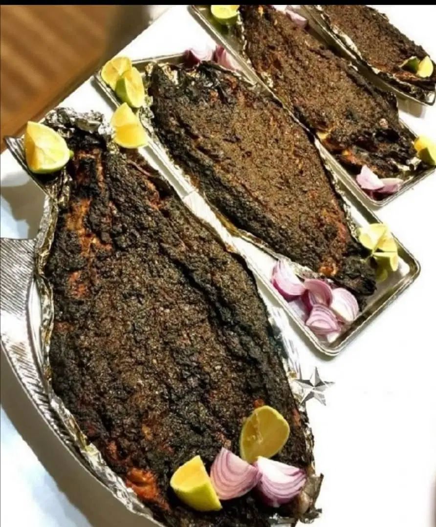 قلیه ماهی جنوبی و ماهی کبابی همراه با حشو ابادان|خوردنی و آشامیدنی|تهران, افسریه جنوبی|دیوار