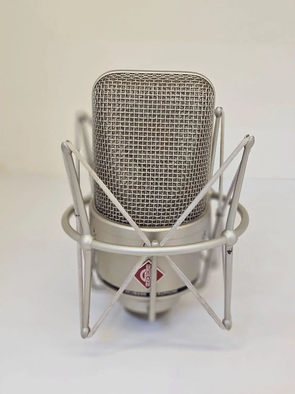 میکروفن استودیویی حرفه ای Neumann TLM49|آلات موسیقی|تهران, تسلیحات|دیوار