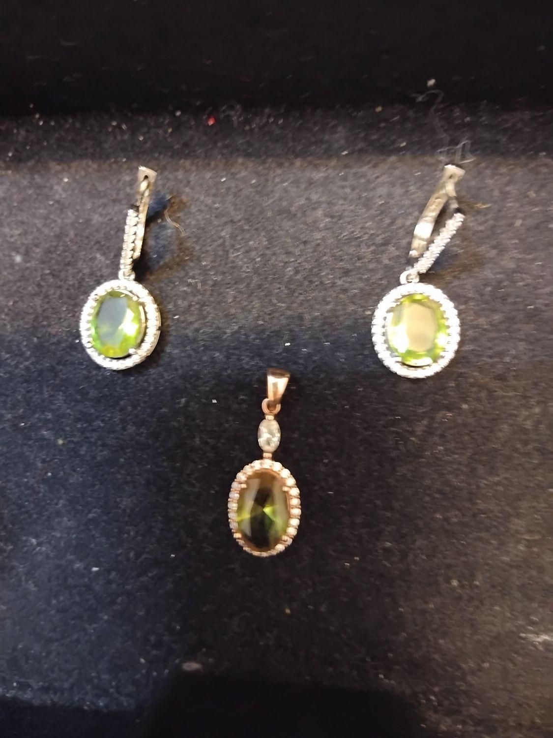 گردنبند و گوشواره الکساندریت|جواهرات|تهران, بهداشت|دیوار